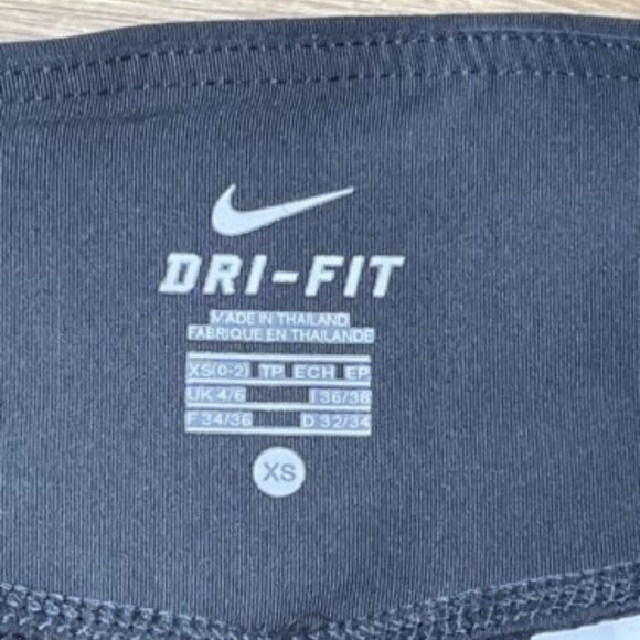 Nike Dri-FIT Capri Pants Womens Gym Training Sweatpants - Picture 8 of 15